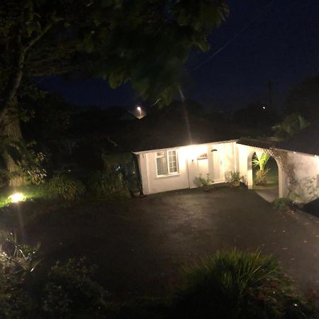 Camellia Chalet Germoe Exterior photo